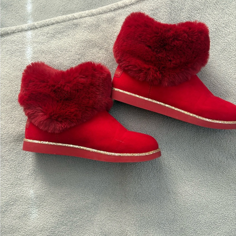 Juicy Couture Red Fur-Lined boots